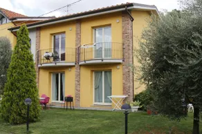 Villa Gabriella Appartamento \"Bleu\" CIN IT046017C2OLU6A38K - Image 2