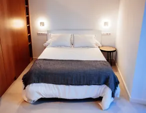 Carlos Apartments, Studio - Image 5