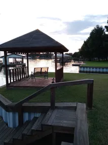 Fisherman’s Getaway with Sunset Views & Room for 11 - Image 2