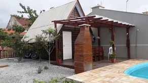 Chalet with pool in Matinhos PR - Image 2