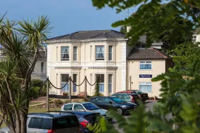 Clydesdale Apartments - Garden Apartment - Image 3