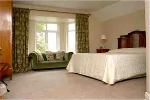 Coolanowle Country House 3 Bed Apartment - Image 5