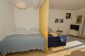 One-bedroom apartment in the middle of the old market town - Image 4