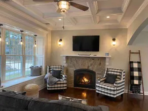 Luxury by the Sea - Image 2