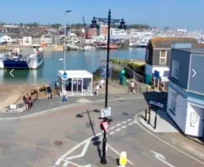 Riverside Mews is ideally located with sea views. - Image 2