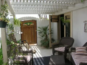 Private retreat off the beaten path - Image 3