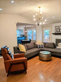 South Austin Charmer with Backyard Oasis - Image 4