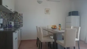 Apt.Marita, Kaštel Štafilić,near beach and airport - Image 2