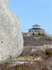 Modern NS Four-square inspired Lighthouse - Image 4