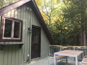 Tree-House Apartment in the Catskill Mountains - Image 4