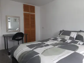 Entire Rental, Easy Reach to Etihad Stadium - Image 3