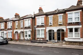 Beautiful 3 bedroom apartment in London - Image 5