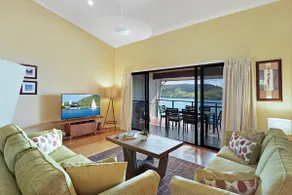 Shorelines Apartment 18 by HIHA - Image 4