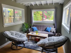 Spacious Guest House With Pool - Image 2
