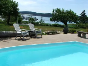 Garden Cottage w/Pool at the Sunburnt Mermaid - Image 2