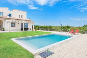 Villa Albaimar with swimming pool and garden - Image 2