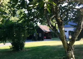 2-bedroom country cottage - Image 4