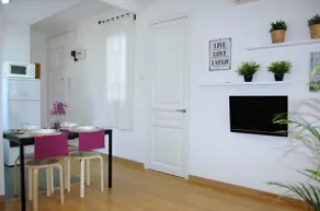 bcn4days 24/7 Apartments - Image 2
