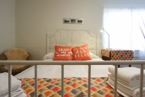 Sunny & Spacious 3BR/2BA Home - Hot Tub Retreat - Image 5