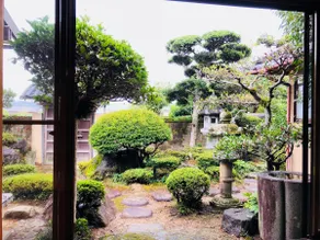 220-year-old Blue Merchant's Mansion with Seasonal Vegetable and Fruit Harvesting Experience - Image 4