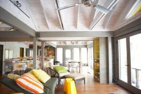Modern Lakefront Retreat- 1 hr from NYC Sleeps 10 - Image 3
