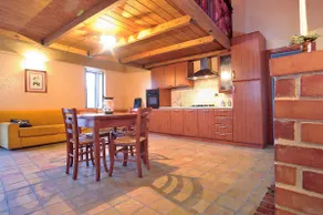 Cozy apartment in historic center's heart - Image 4