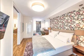 VIVA Apartment with Free Parking - Image 4