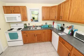 The Lake House - Image 3