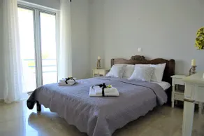 SgS Luxury Apartments - Image 4