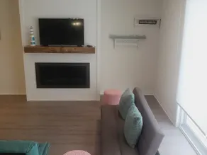 Adorable Cottage, near Beach - Image 3