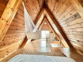 Cozy A-Frame & Barrel Sauna in Tillicum Beach - Image 2