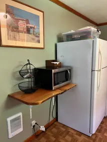2 bedroom cabin with plenty of parking, RV hook up - Image 5