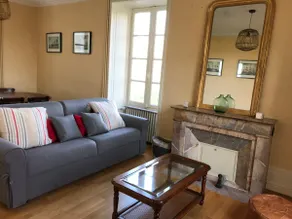 Charming cottage on the banks of the Mayenne River - Image 3