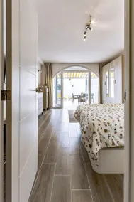 Alexander's Apartments, 131, ground floor, AC, 1 . - Image 3