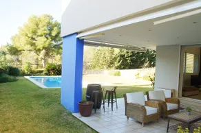Unique minimalist house in Bara Playa - Image 4