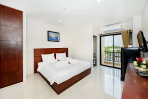 The Topaz Residence Room 3 - Image 2