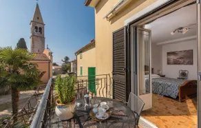 Apartment Orzan with Balcony and Sea View III - Image 5