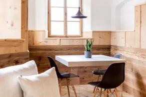 Charming design apartment in a historic farmhouse - Image 3