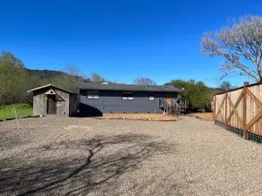 Close to Beaches!  A Willows Retreat! True Luxury! - Image 4