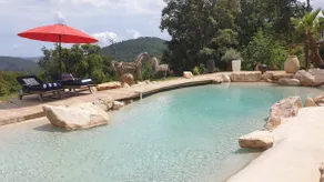 Family villa with a secure lagoon pool and children's amenities—quiet forest setting - Image 5