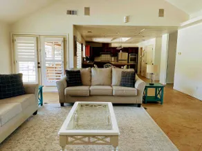 Private mountain retreat with pool and mini-golf - Image 4
