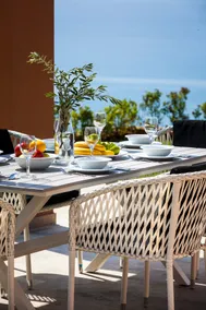 Blue villa - Image 4