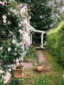Warwick Cottage - Image 2