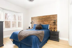 Rustic Chic Renovated 2Bd Condo by Village - Image 4