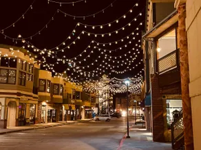 Riverside | Walk>grocery & dine! 5 min>BeaverCreek - Image 5