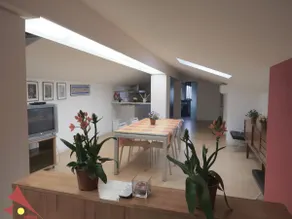 CASAVELLINO: il tuo spazio moderno in centro - Image 4