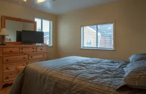House in Little Italy for couple who want privacy - Image 2