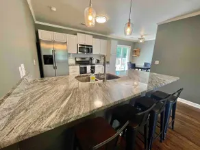 Bungalow on Bobs - Image 5