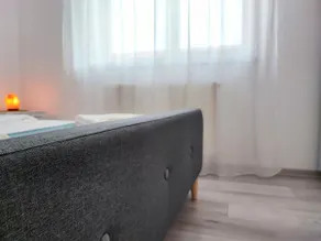 Quiet and Cozy 2 bedroom flat with free parking included - Image 5