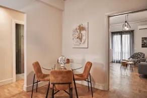 Ilisia Park Contemporary 2BD Condo - Image 3